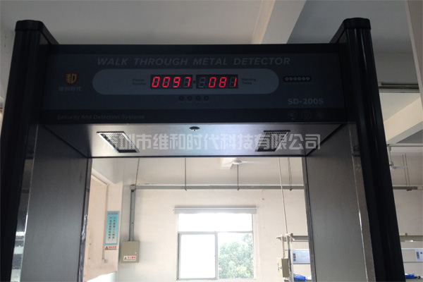 藍牙耳機廠(chǎng)采用維和時(shí)代6區位安檢門(mén)解決防盜問(wèn)題[圖]