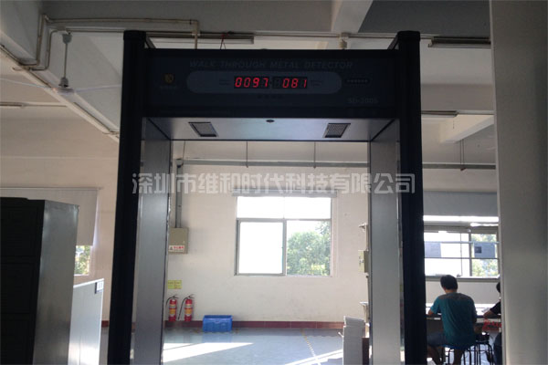 藍牙耳機廠(chǎng)采用維和時(shí)代6區位安檢門(mén)解決防盜問(wèn)題[圖]